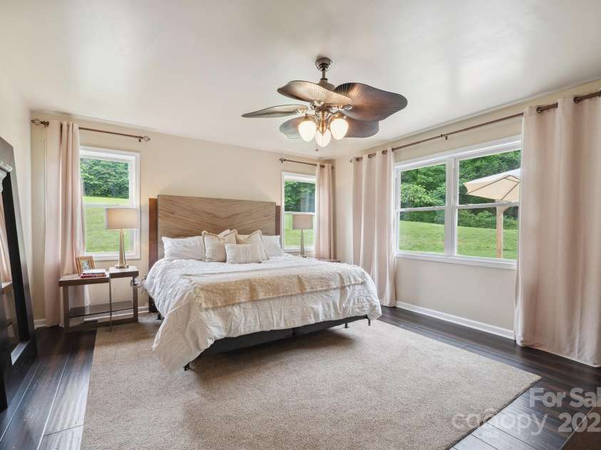 840 Lenoir Road, Morganton, NC 28655.  MLS# CAR4249671, YatesRealty ID 19257. Primary Suite