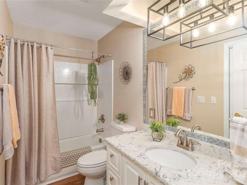 282 Skylark Lane, Waynesville, NC 28786.  MLS# CAR4256417, YatesRealty ID 19258. 