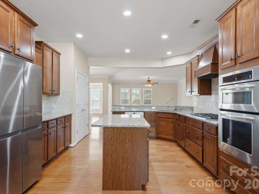 3096 Ambleside Drive, Fort Mill, SC 29707.  MLS# CAR4371980, YatesRealty ID 19258. 