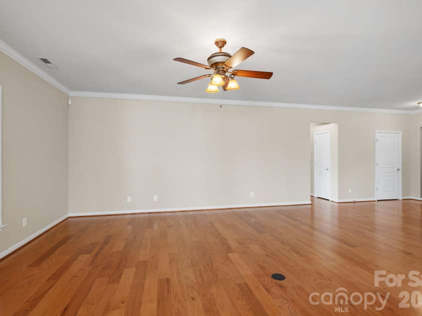3096 Ambleside Drive, Fort Mill, SC 29707.  MLS# CAR4371980, YatesRealty ID 19258. 