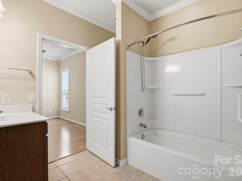 3096 Ambleside Drive, Fort Mill, SC 29707.  MLS# CAR4371980, YatesRealty ID 19258. 