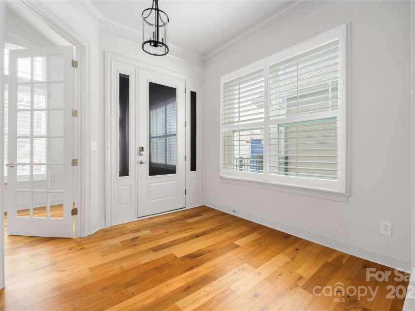 3008 Laney Pond Road, Matthews, NC 28104.  MLS# CAR4266715, YatesRealty ID 19259. 