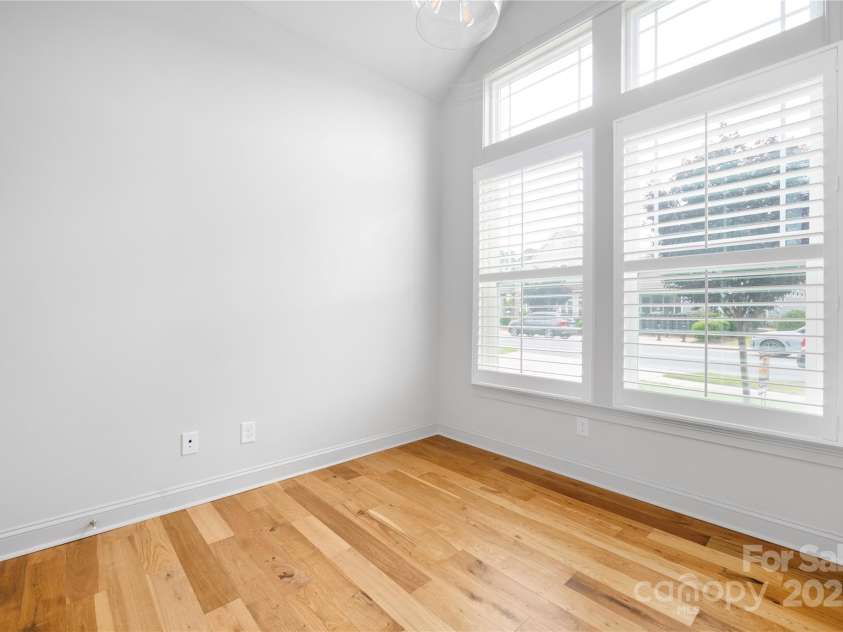 3008 Laney Pond Road, Matthews, NC 28104.  MLS# CAR4266715, YatesRealty ID 19259. 