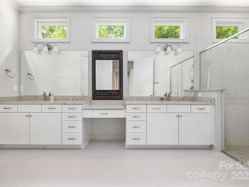 3008 Laney Pond Road, Matthews, NC 28104.  MLS# CAR4266715, YatesRealty ID 19259. 