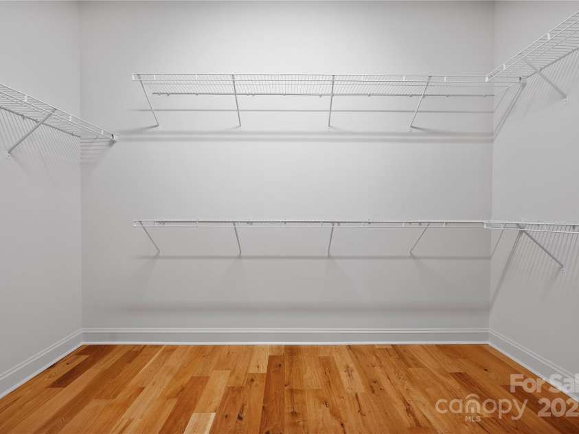 3008 Laney Pond Road, Matthews, NC 28104.  MLS# CAR4266715, YatesRealty ID 19259. 