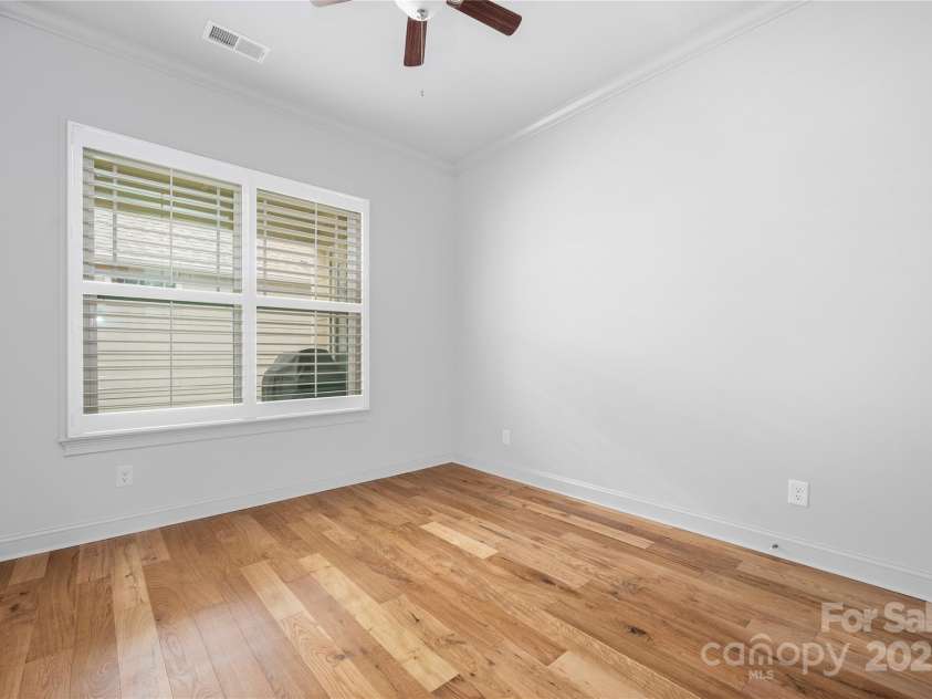 3008 Laney Pond Road, Matthews, NC 28104.  MLS# CAR4266715, YatesRealty ID 19259. 