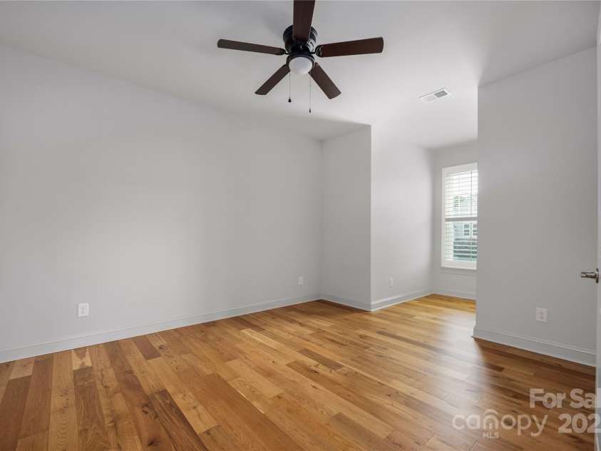 3008 Laney Pond Road, Matthews, NC 28104.  MLS# CAR4266715, YatesRealty ID 19259. 