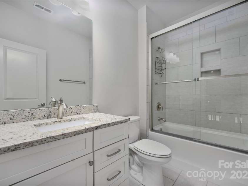 3008 Laney Pond Road, Matthews, NC 28104.  MLS# CAR4266715, YatesRealty ID 19259. 