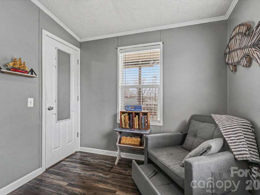 121 Grand View Drive, New London, NC 28127.  MLS# CAR4346816, YatesRealty ID 1926. 