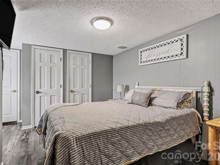 121 Grand View Drive, New London, NC 28127.  MLS# CAR4346816, YatesRealty ID 1926. 