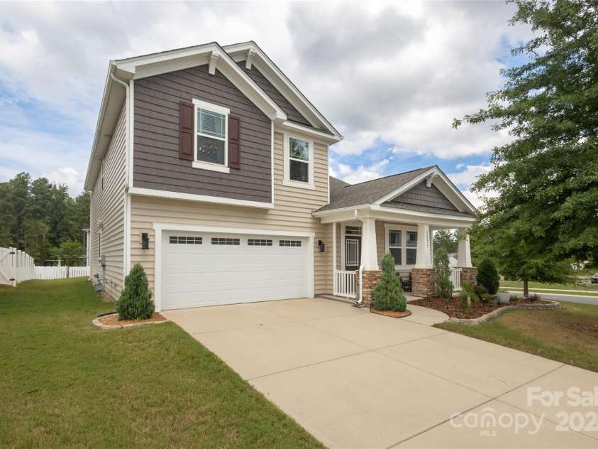 14217 Ridgewater Way, Charlotte, NC 28278.  MLS# CAR4186123, YatesRealty ID 1926. 
