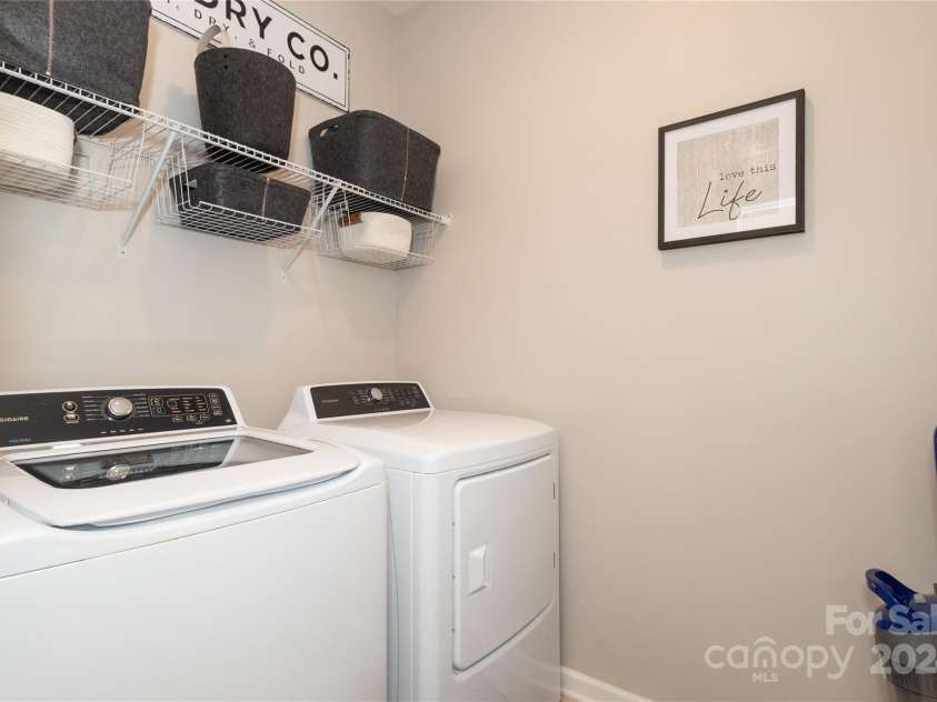 14217 Ridgewater Way, Charlotte, NC 28278.  MLS# CAR4186123, YatesRealty ID 1926. 