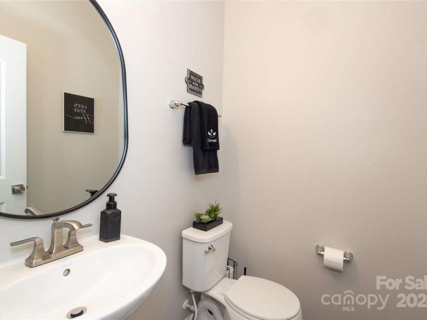 14217 Ridgewater Way, Charlotte, NC 28278.  MLS# CAR4186123, YatesRealty ID 1926. 