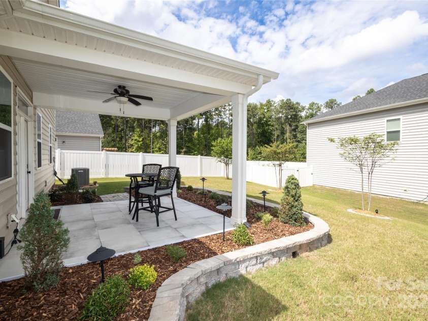 14217 Ridgewater Way, Charlotte, NC 28278.  MLS# CAR4186123, YatesRealty ID 1926. 