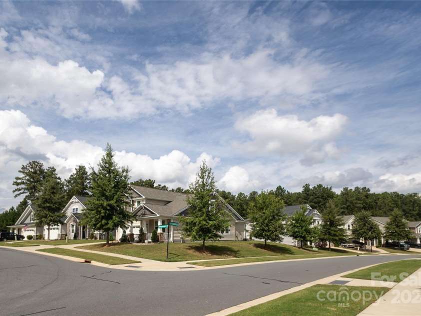 14217 Ridgewater Way, Charlotte, NC 28278.  MLS# CAR4186123, YatesRealty ID 1926. 