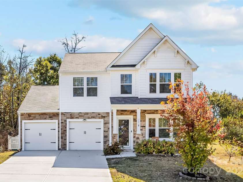 723 Yorkshire Drive, Albemarle, NC 28001.  MLS# CAR4314310, YatesRealty ID 1926. 