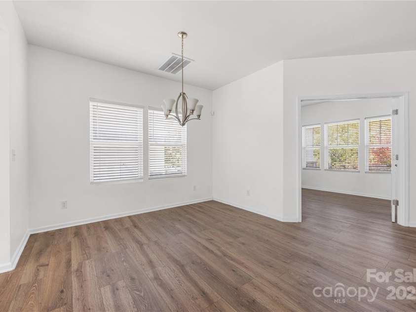 723 Yorkshire Drive, Albemarle, NC 28001.  MLS# CAR4314310, YatesRealty ID 1926. Dinning room