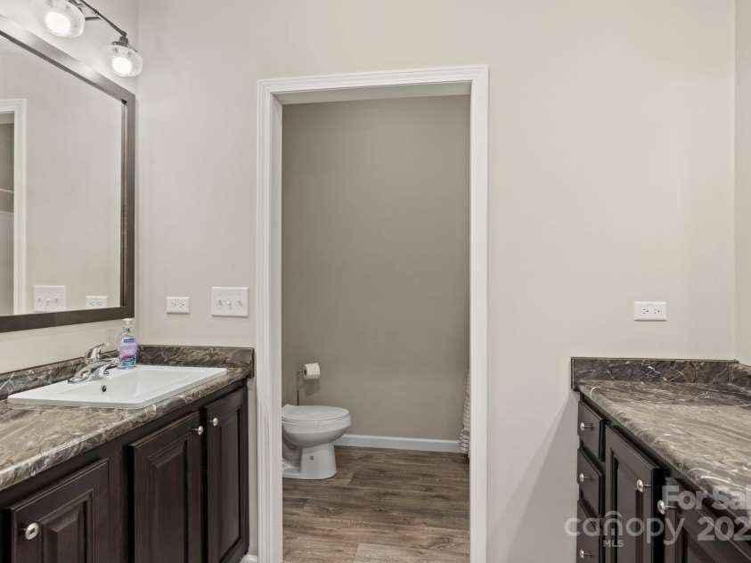 140 Vera Lane, Columbus, NC 28722.  MLS# CAR4308418, YatesRealty ID 19260. 