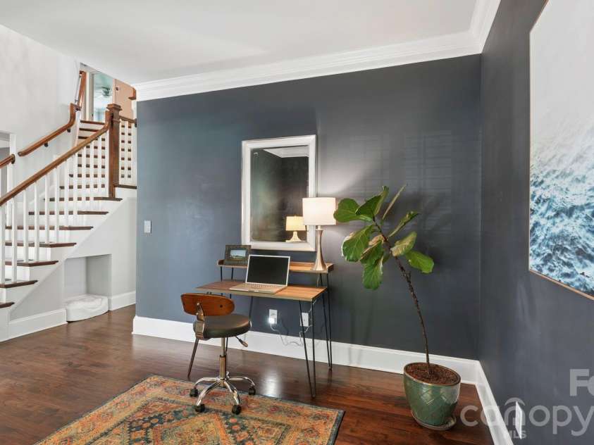1764 Dunkirk Drive, Charlotte, NC 28203.  MLS# CAR4374341, YatesRealty ID 19261. 
