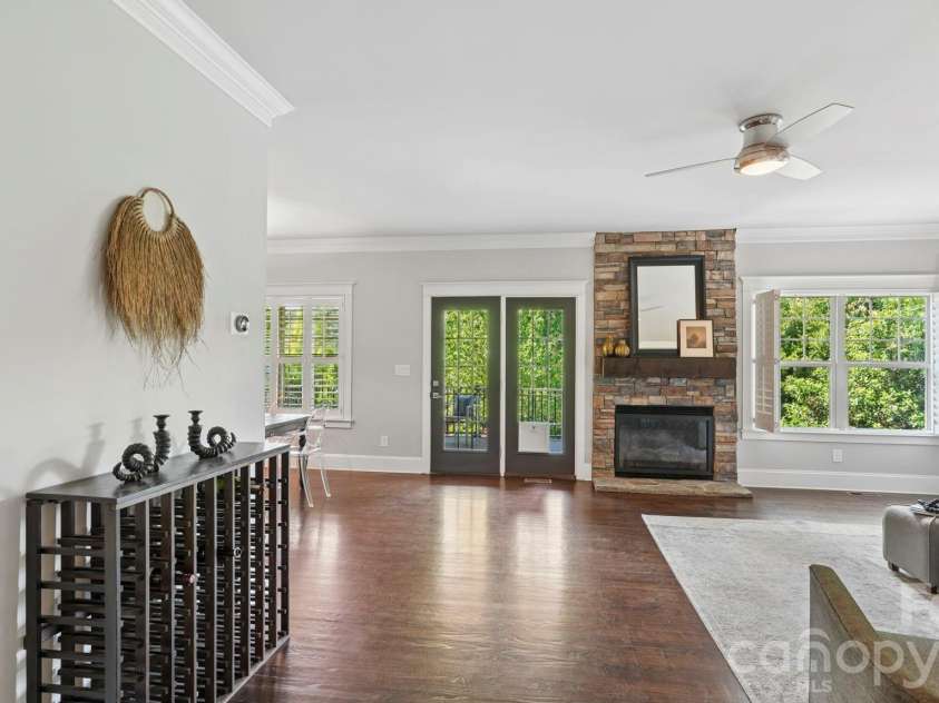 1764 Dunkirk Drive, Charlotte, NC 28203.  MLS# CAR4374341, YatesRealty ID 19261. 