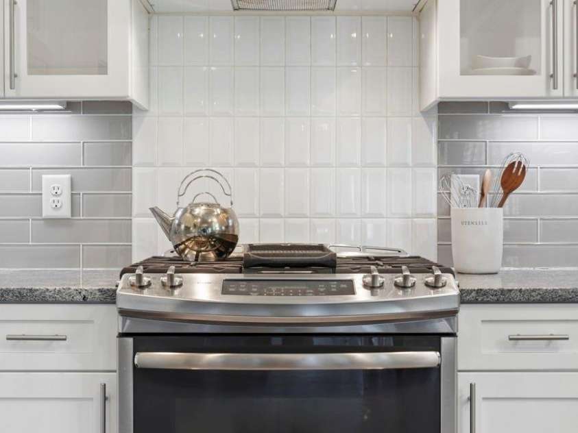1764 Dunkirk Drive, Charlotte, NC 28203.  MLS# CAR4374341, YatesRealty ID 19261. 