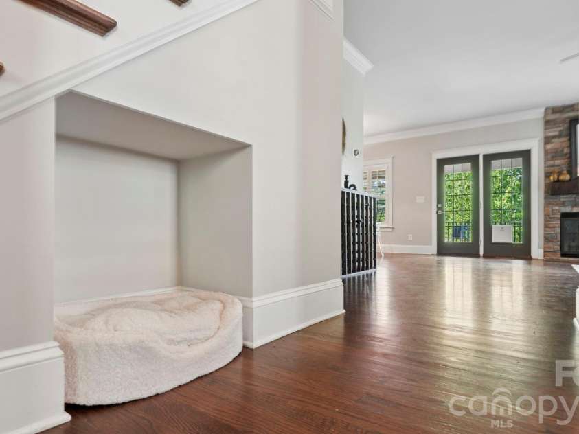 1764 Dunkirk Drive, Charlotte, NC 28203.  MLS# CAR4374341, YatesRealty ID 19261. 