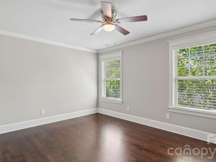 1764 Dunkirk Drive, Charlotte, NC 28203.  MLS# CAR4374341, YatesRealty ID 19261. 