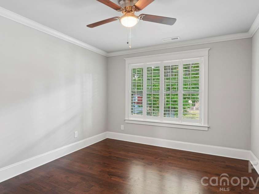 1764 Dunkirk Drive, Charlotte, NC 28203.  MLS# CAR4374341, YatesRealty ID 19261. 