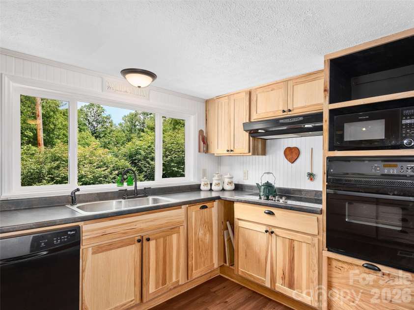 185 Indian Springs Road, Clyde, NC 28721.  MLS# CAR4378902, YatesRealty ID 19262. 
