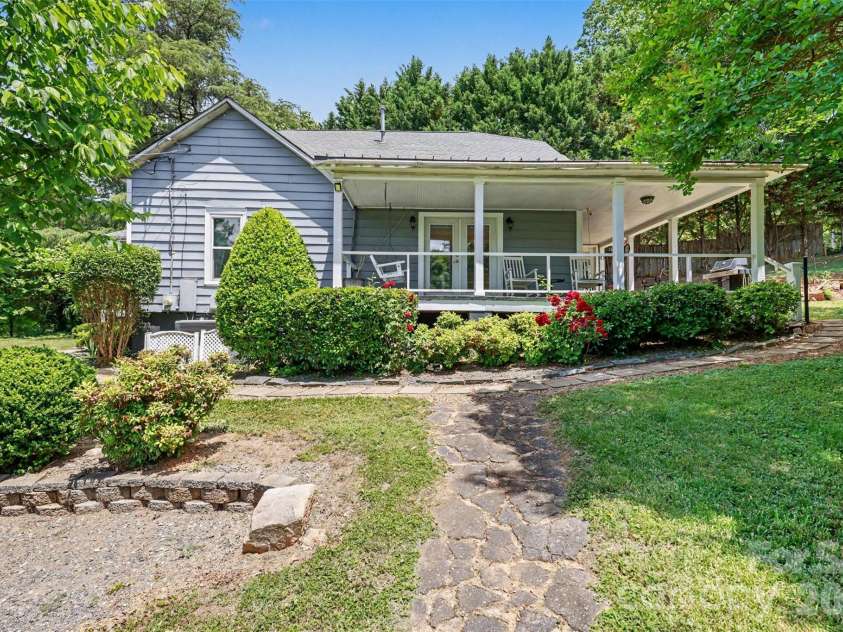222 Hickory Grove Road, McAdenville, NC 28101.  MLS# CAR4376683, YatesRealty ID 19263. 