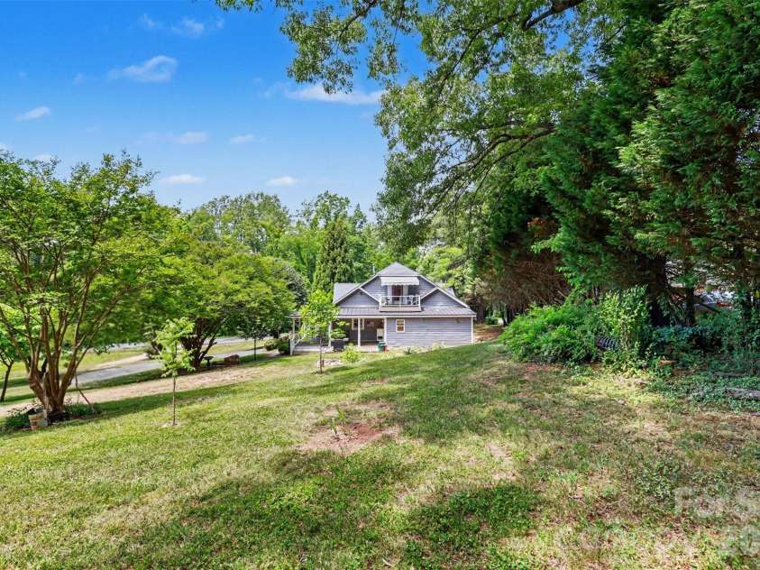 222 Hickory Grove Road, McAdenville, NC 28101.  MLS# CAR4376683, YatesRealty ID 19263. 