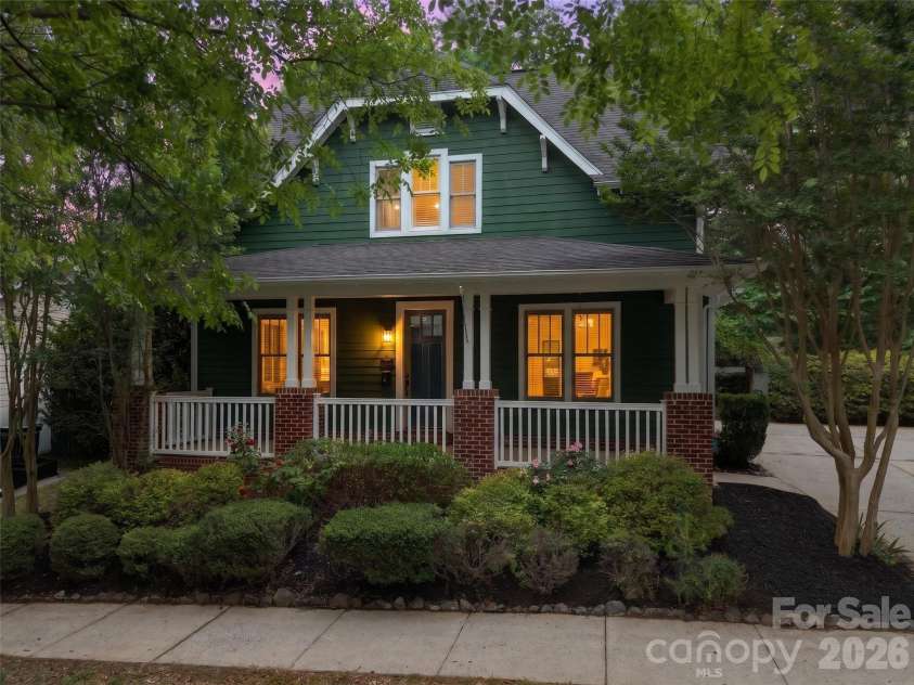 14044 Garden District Row, Huntersville, NC 28078.  MLS# CAR4377139, YatesRealty ID 19264. 