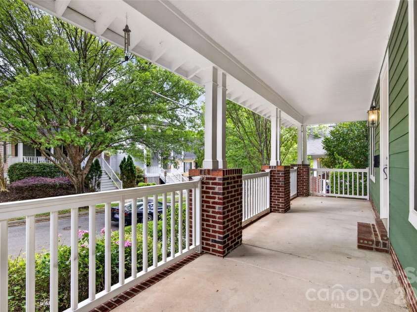 14044 Garden District Row, Huntersville, NC 28078.  MLS# CAR4377139, YatesRealty ID 19264. 