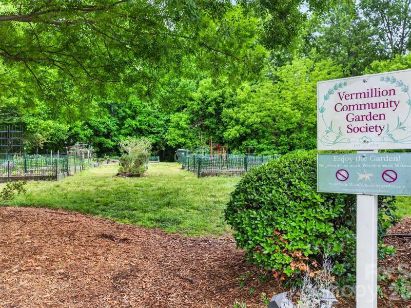 14044 Garden District Row, Huntersville, NC 28078.  MLS# CAR4377139, YatesRealty ID 19264. 