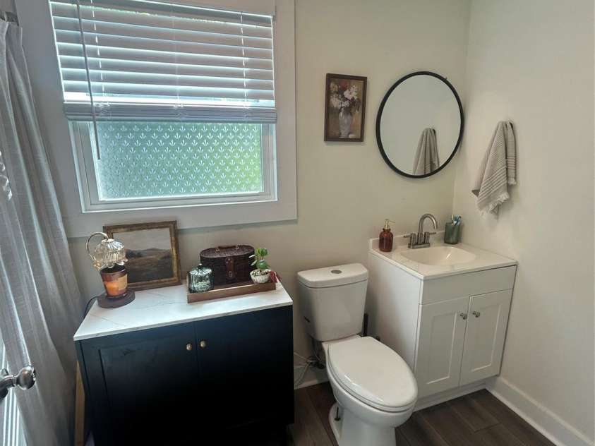 512 Gray Street, Gastonia, NC 28052.  MLS# CAR4268348, YatesRealty ID 19264. 