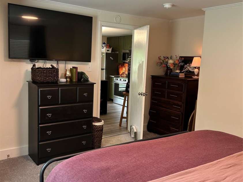 512 Gray Street, Gastonia, NC 28052.  MLS# CAR4268348, YatesRealty ID 19264. 