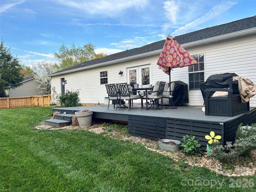 110 Shenandoah Loop, Troutman, NC 28166.  MLS# CAR4365642, YatesRealty ID 19265. 