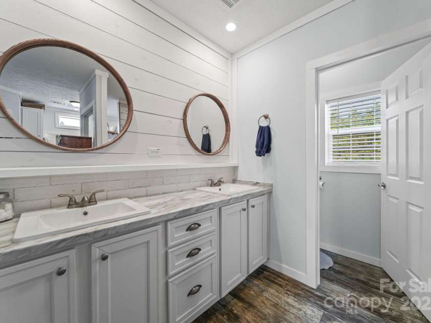 6179 Steen Road, Jefferson, SC 29718.  MLS# CAR4319586, YatesRealty ID 19265. Primary Bathroom Double Vanity