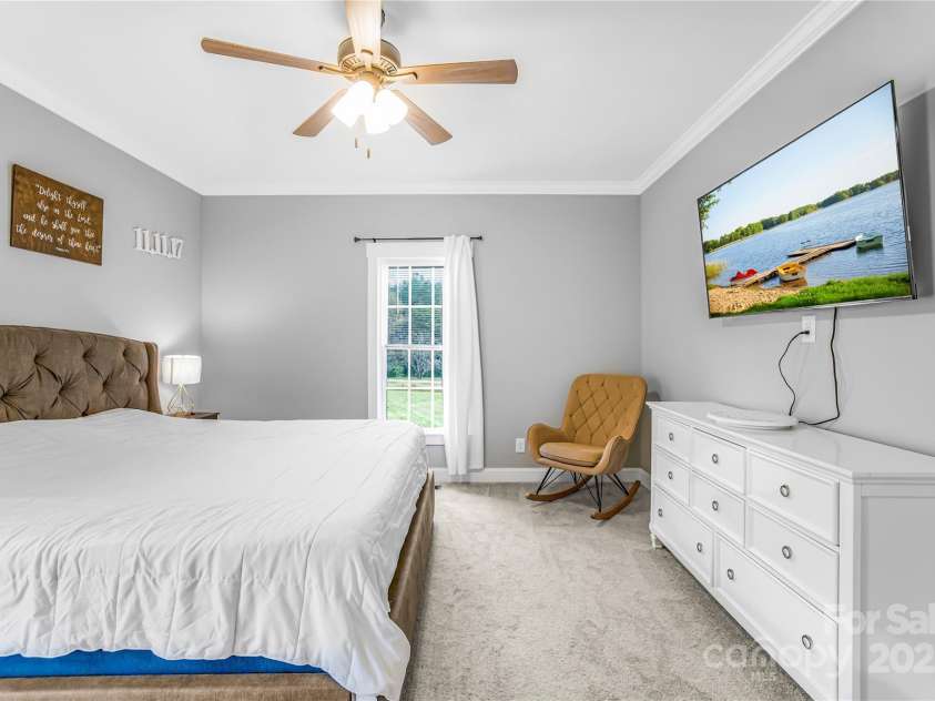 132 Witherspoon Lane, Statesville, NC 28677.  MLS# CAR4268802, YatesRealty ID 19266. 