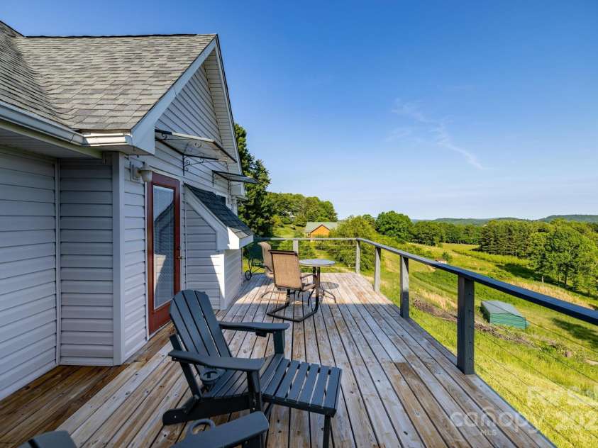 347 Hickory Mountain Road, Sparta, NC 28675.  MLS# CAR4268709, YatesRealty ID 19267. 