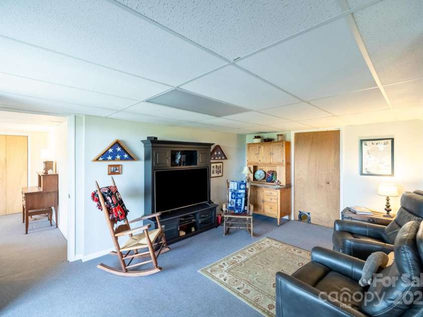 347 Hickory Mountain Road, Sparta, NC 28675.  MLS# CAR4268709, YatesRealty ID 19267. 