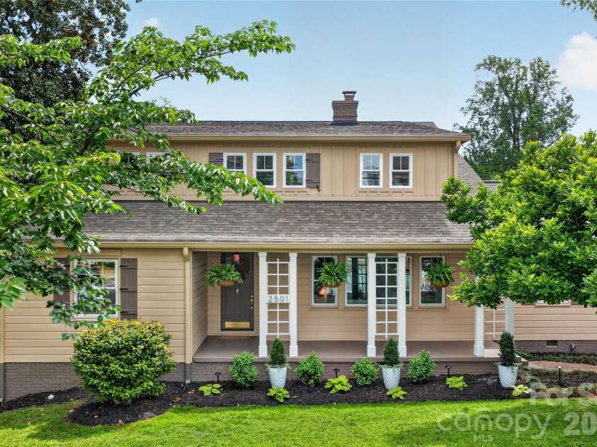 2501 Runnymede Lane, Charlotte, NC 28209.  MLS# CAR4371902, YatesRealty ID 19268. 