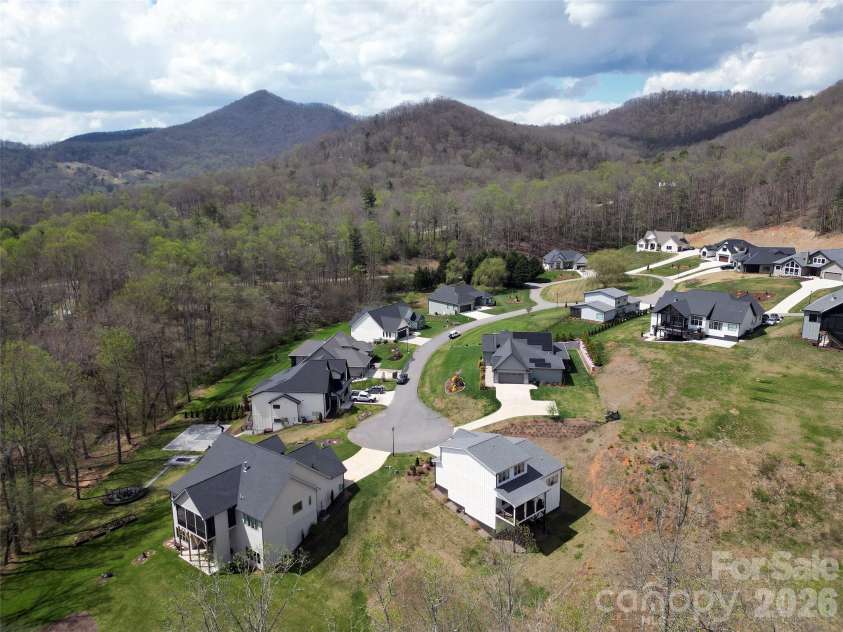 18 Sagewood Drive, Candler, NC 28715.  MLS# CAR4320967, YatesRealty ID 19269. 