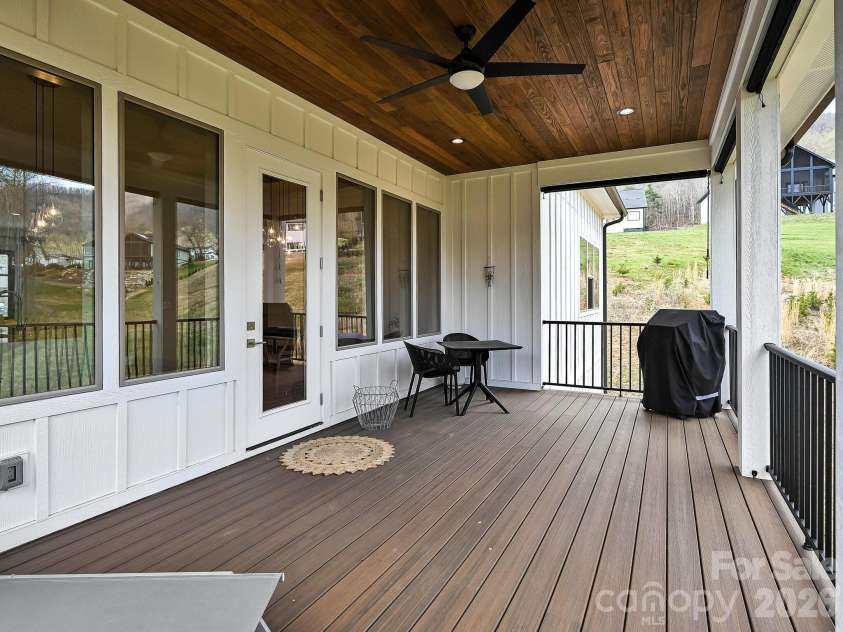 18 Sagewood Drive, Candler, NC 28715.  MLS# CAR4320967, YatesRealty ID 19269. 
