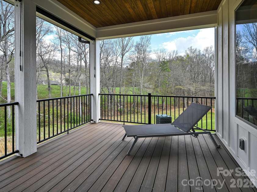 18 Sagewood Drive, Candler, NC 28715.  MLS# CAR4320967, YatesRealty ID 19269. 
