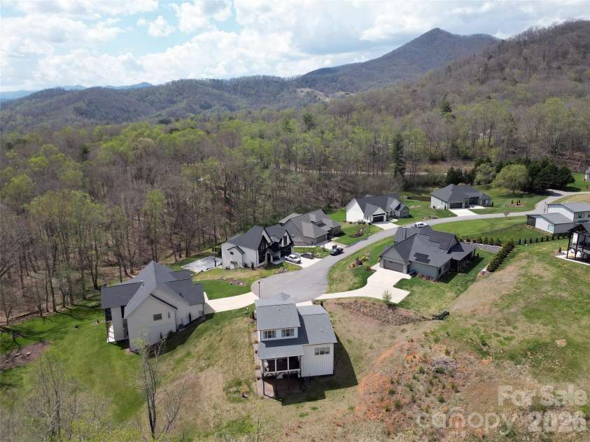 18 Sagewood Drive, Candler, NC 28715.  MLS# CAR4320967, YatesRealty ID 19269. 