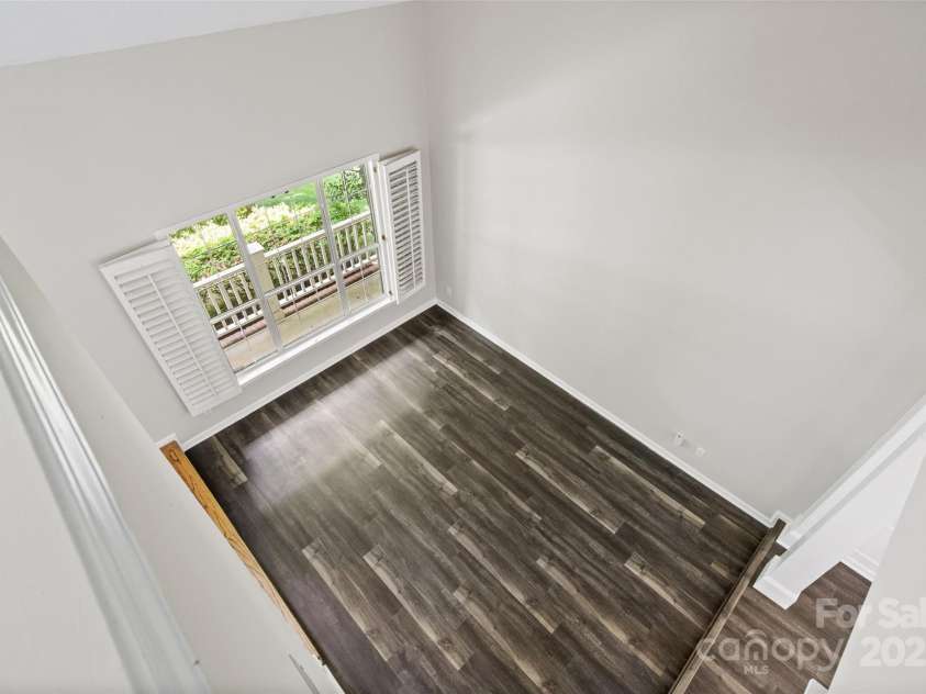 6434 Skyline Drive, Charlotte, NC 28269.  MLS# CAR4255621, YatesRealty ID 19269. 