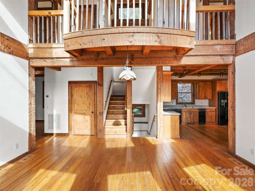 173 Heavenview Point, Maggie Valley, NC 28751.  MLS# CAR4347657, YatesRealty ID 1927. 