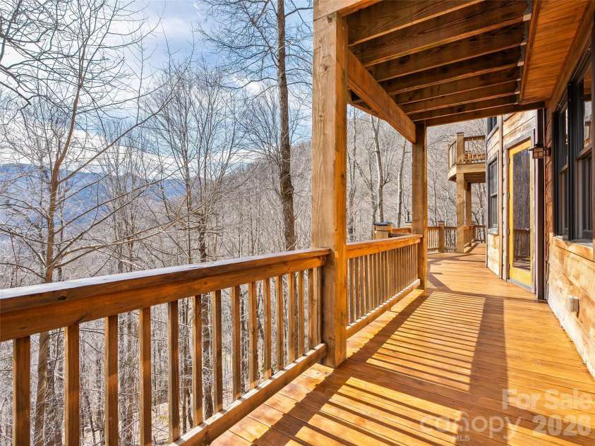 173 Heavenview Point, Maggie Valley, NC 28751.  MLS# CAR4347657, YatesRealty ID 1927. 