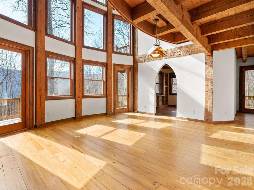 173 Heavenview Point, Maggie Valley, NC 28751.  MLS# CAR4347657, YatesRealty ID 1927. 